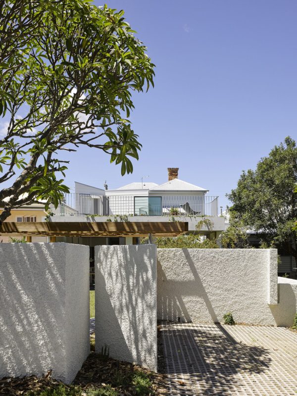 Gibbon Street Integrating Open Design and Greenery with Classic