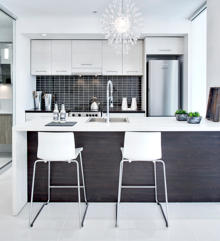 White-and-black-kitchen-with-wood-for-the-central-island