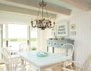 25 Best Beach Style Dining Rooms for a Bright Holiday Feast