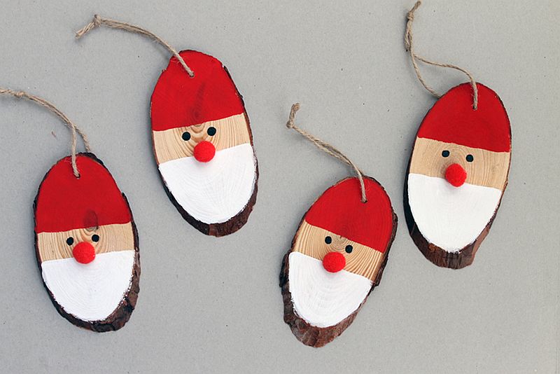 Fun Santa Wood Slice Ornaments DIY