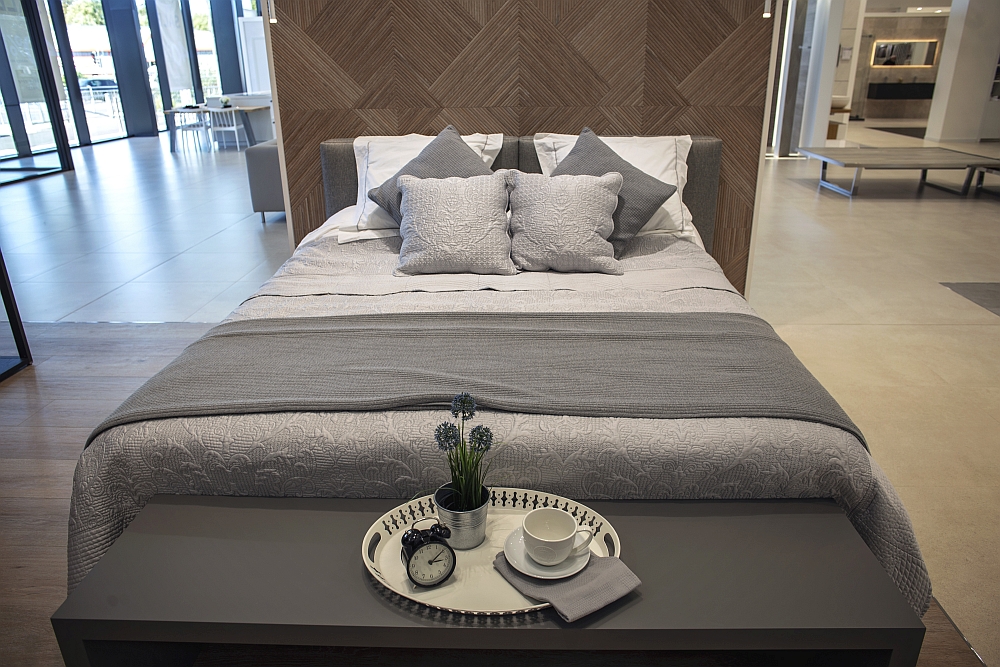 Modern-bedroom-ceramics-from-Porcelanosa