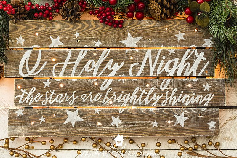 Rustic Light-Up Christmas Sign DIY