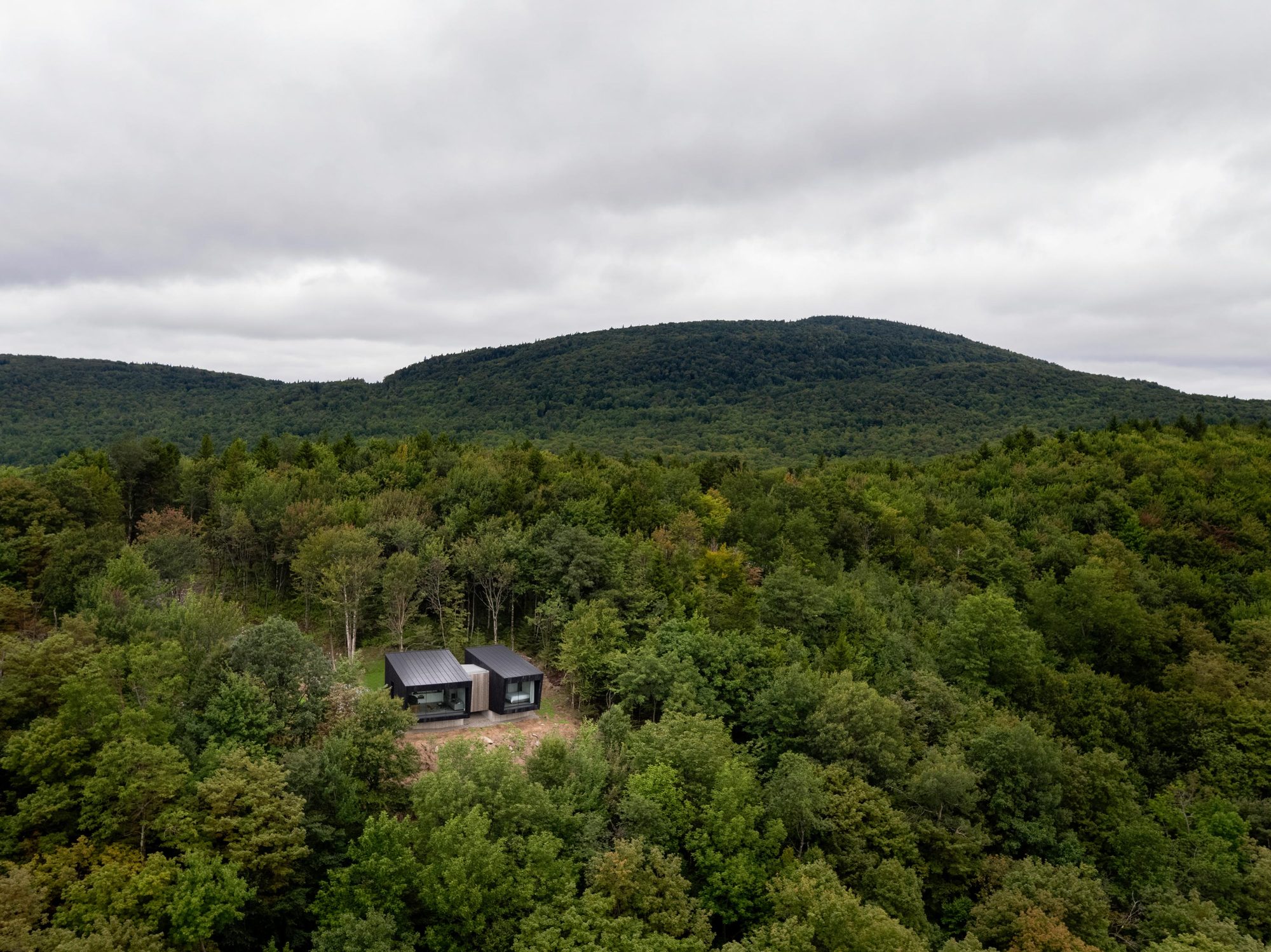 Spectacular view from above of the Crowhill Cabin