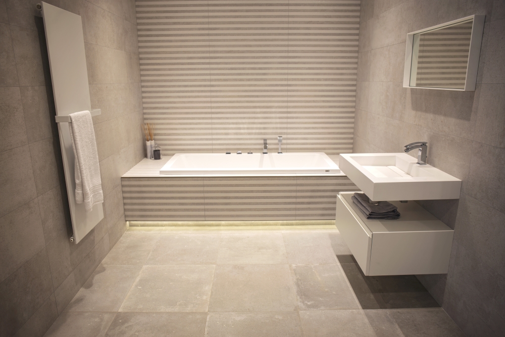 Striped wall tiles - Porcelanosa bathroom