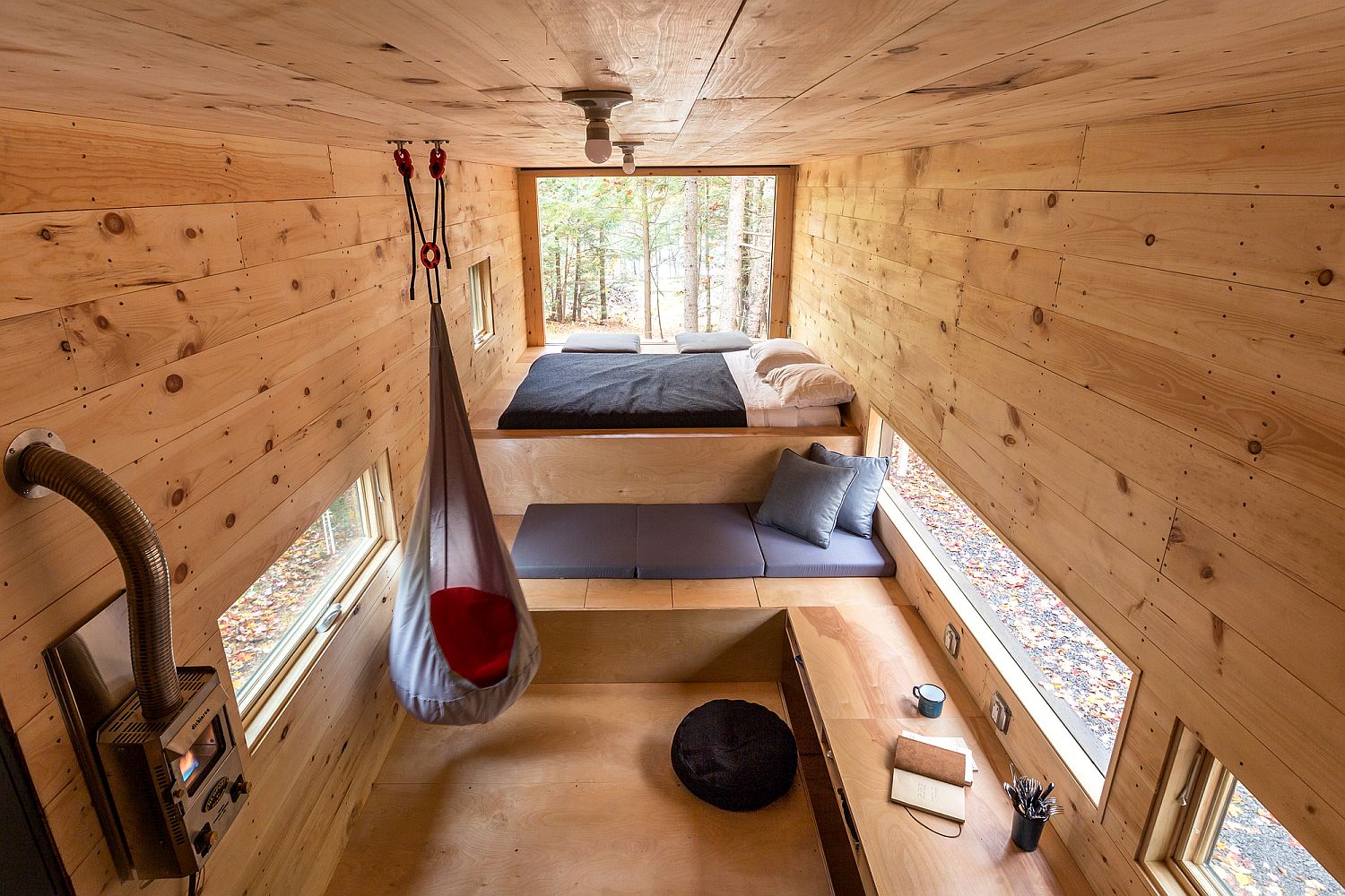 Versatile sleeping areas and multi-tasking zones inside the cabin