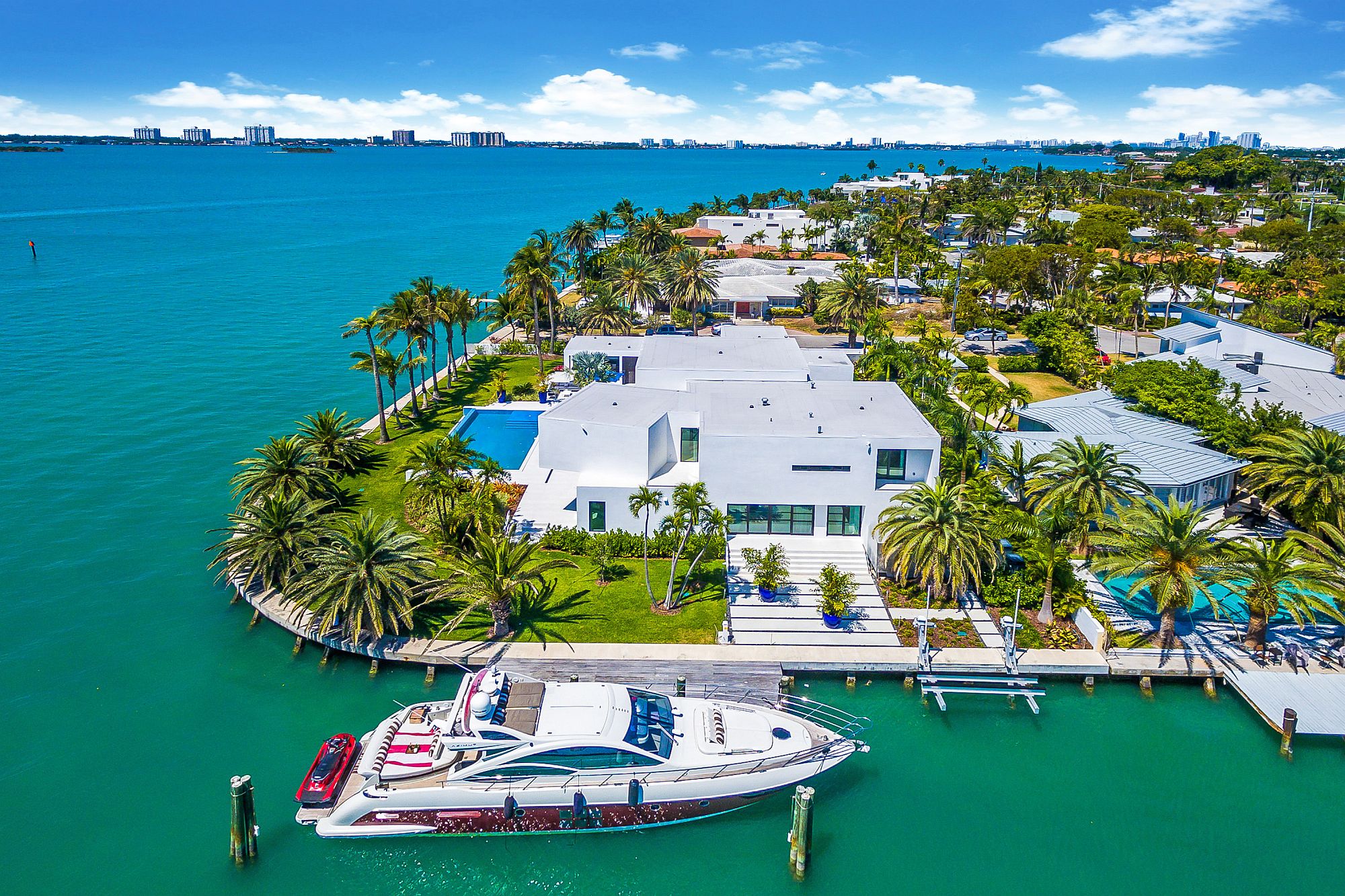 Breathtaking $8.5 Million Waterfront Home in Miami Exudes World-Class ...