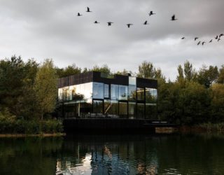 Transparent Brilliance: Sustainable Glass House on the Lake is an Absolute Dream!