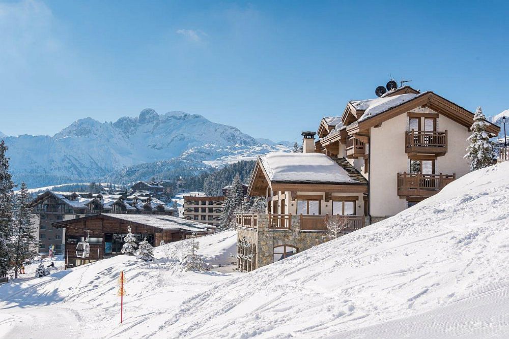 Breathtakingly beautiful snow-clad landscape of Courchevel 1850 around Shemshak Lodge