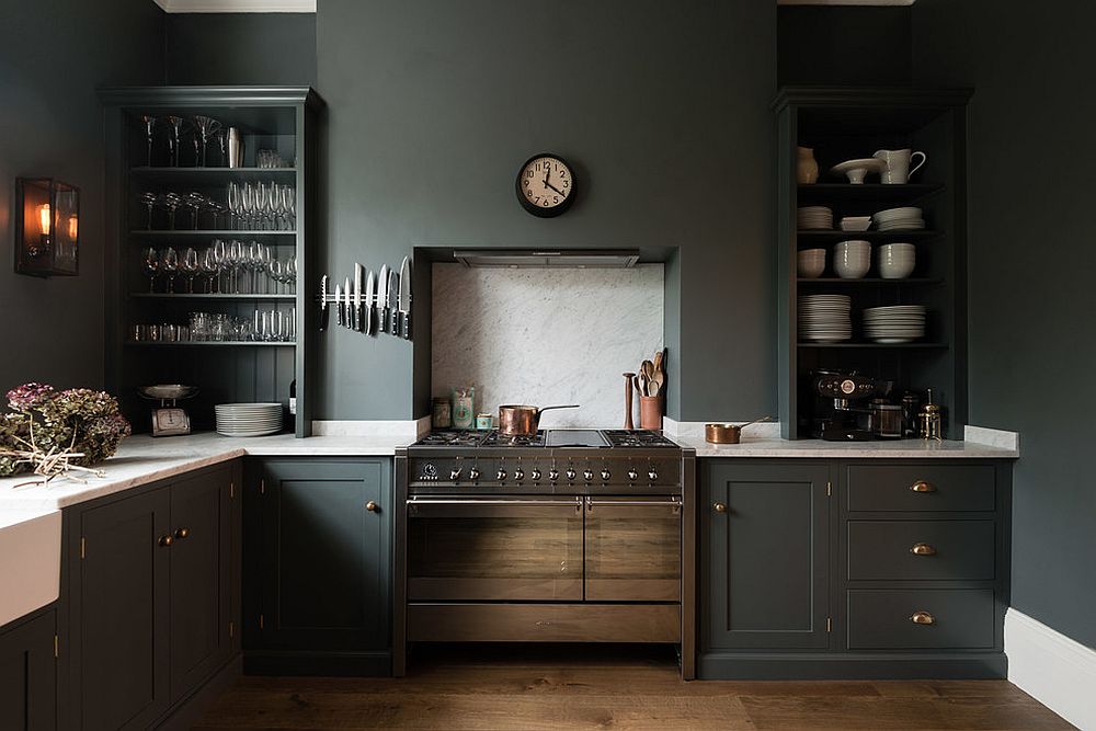 Contemporary shaker-style kitchen in drak gray!