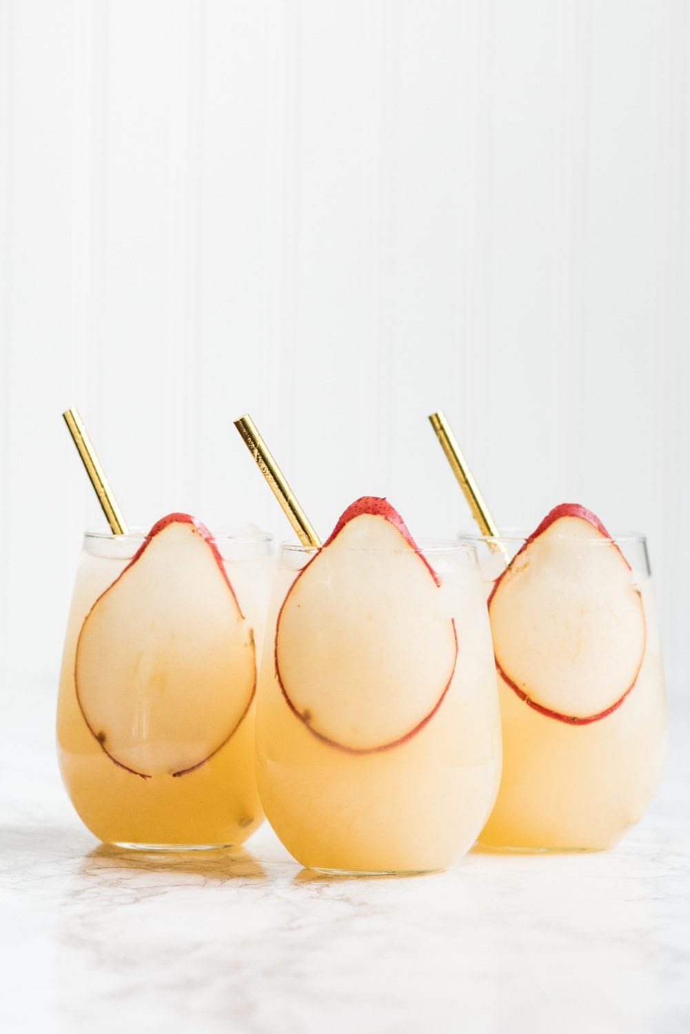 Fizzy-pear-punch-from-The-Sweetest-Occasion