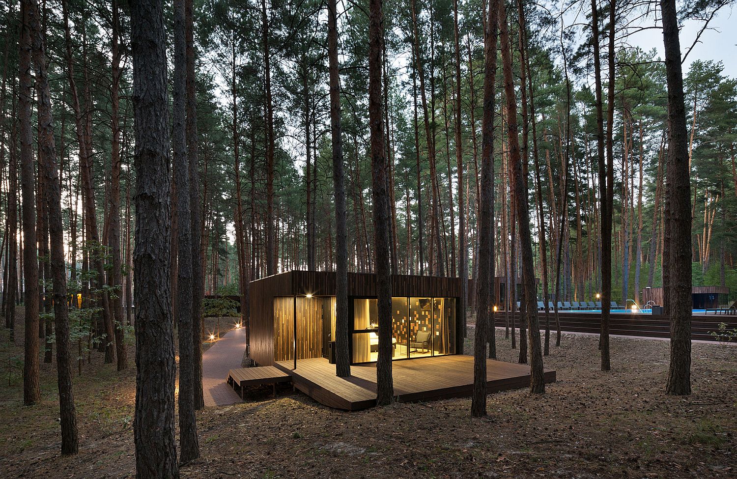 Guest-Houses-in-Relax-Park-Verholy-with-warm-lighting