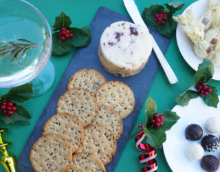 How to Throw a Holiday Party on a Budget