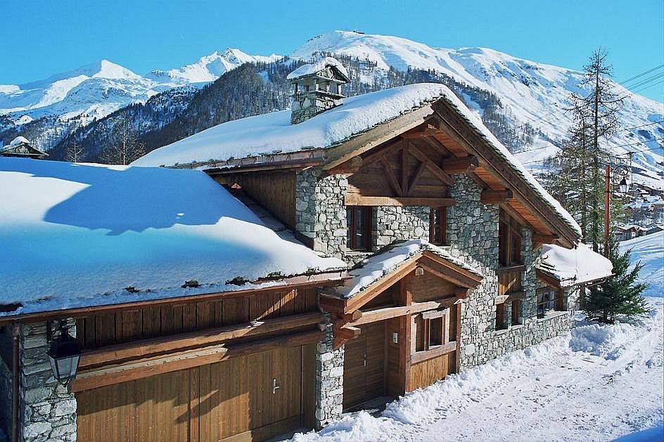 Luxurious Chalet Montana in Val d’Isère, France