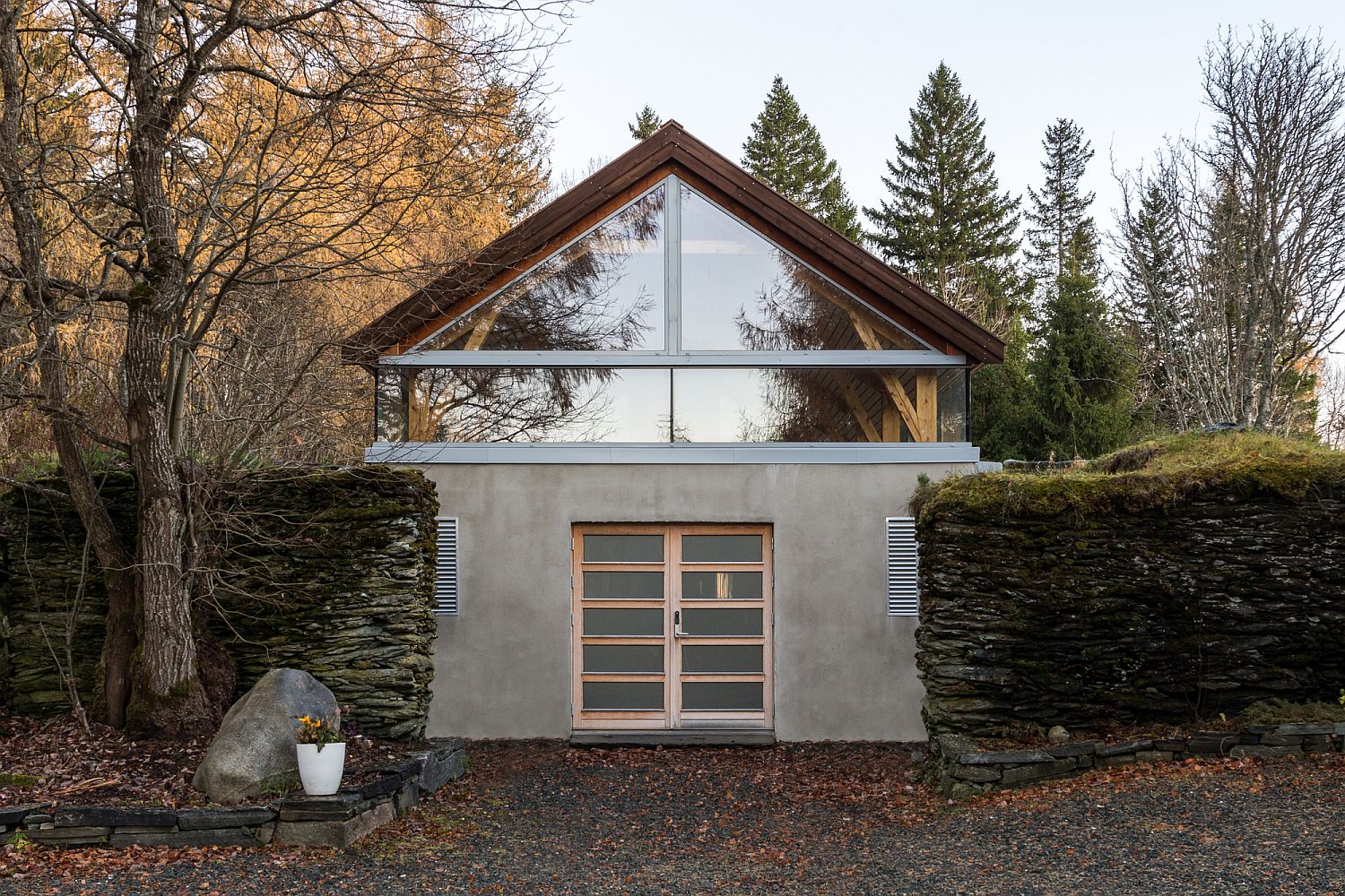 Old farm distillery turned into a modern banquet hall, farm distillery and brewery