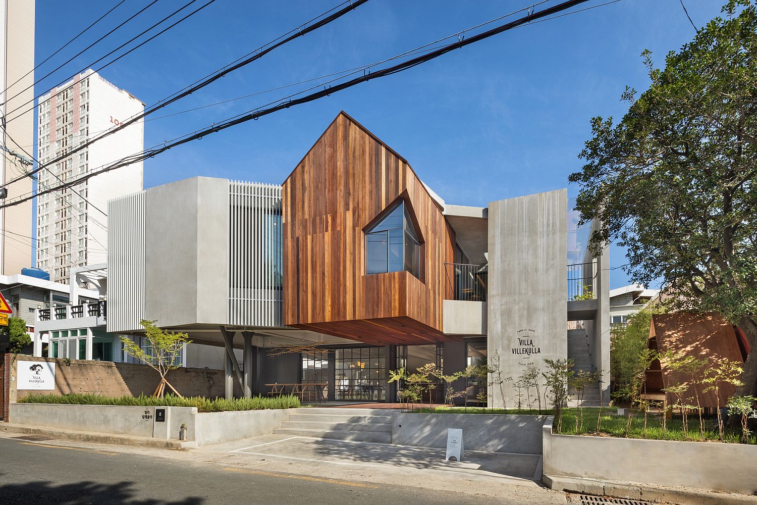 Unique-Villa-Villekulla-Café-house-in-South-Korea