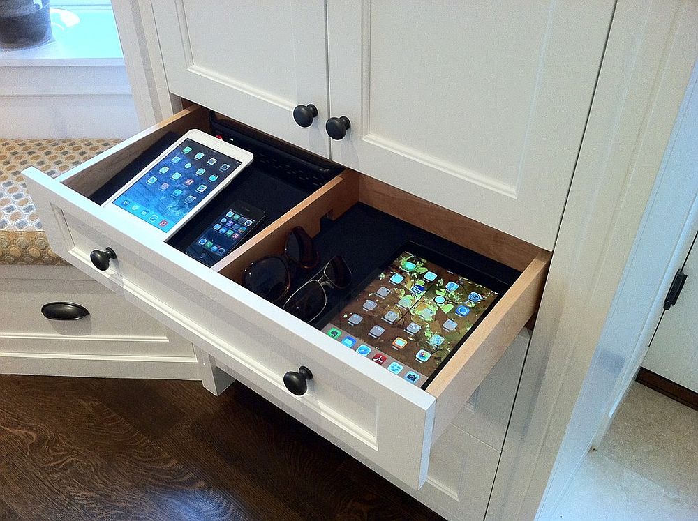 A perfect place to charge your iPads and smartphones in the kitchen!