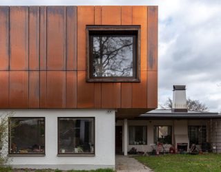 Cyclops House: Copper, Concrete and Windows that Usher in Ample Natural Light