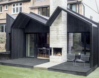 Dark Rear Extension Bridges the Outdoor with the Interior of this London Home