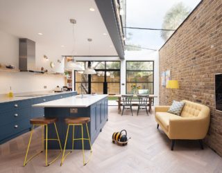 Glass, Wood and Steel: Contemporary Rear Extension to Cramped London Home