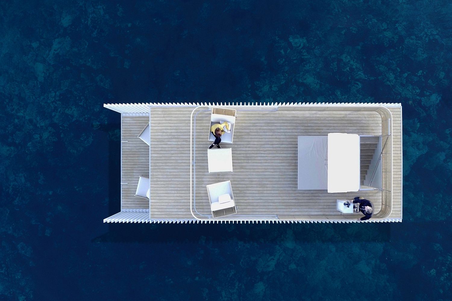 Punta-de-Mar-Marina-Lodge-offers-a-sustainable-floating-hangout