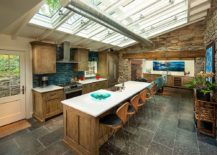 Shaker-style-cabinets-can-work-with-a-variety-of-styles-with-ease-217x155
