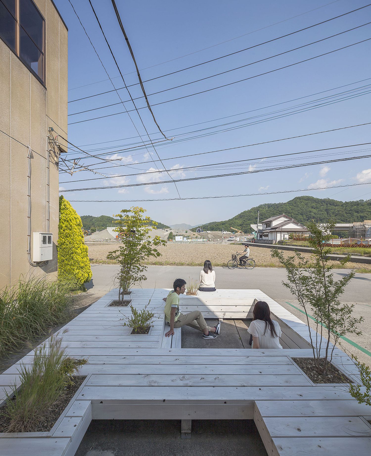 Simple wooden terrace brings people together with ease