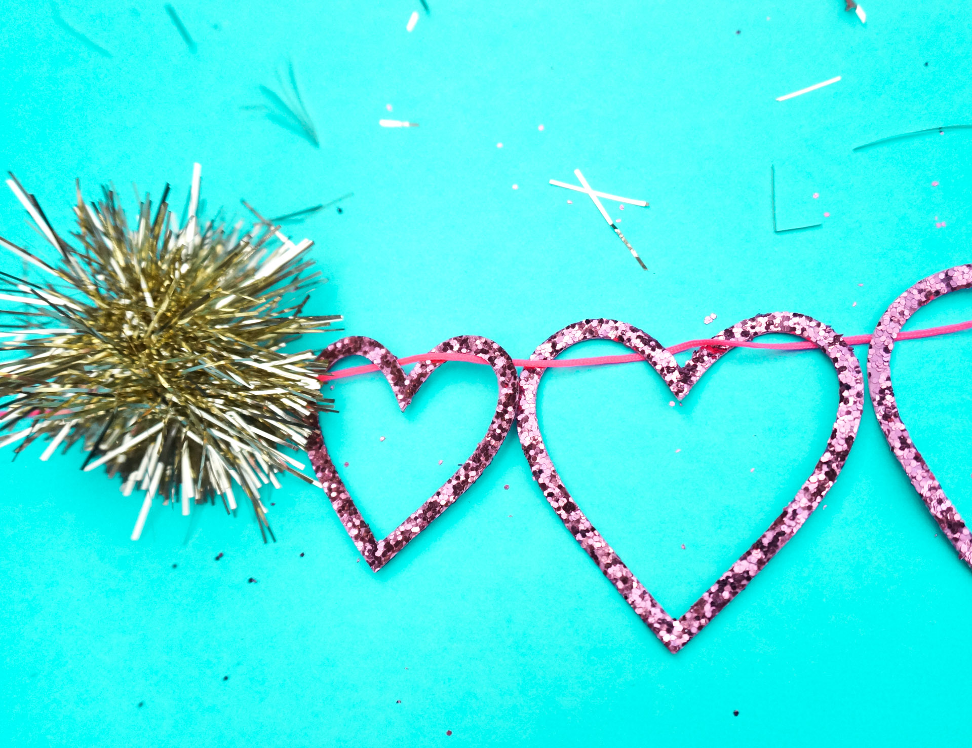 Sparkling heart and tinsel garland