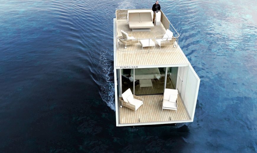 Expanding Horizons: Stunning Sustainable Floating Lodge for Two