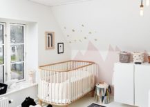 Wood-and-white-color-scheme-for-the-contemporary-nursery-217x155