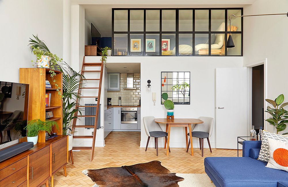 Minimalist Modern Mezzanine with Simple Decor