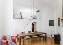 Fabulous-mezzanine-level-of-the-apartment-embraces-a-bit-of-classic-Mediterranean-charm-217x155