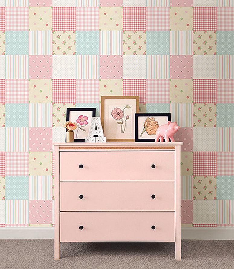 Fabulous patchwork wallpaper for the vivacious kids' room