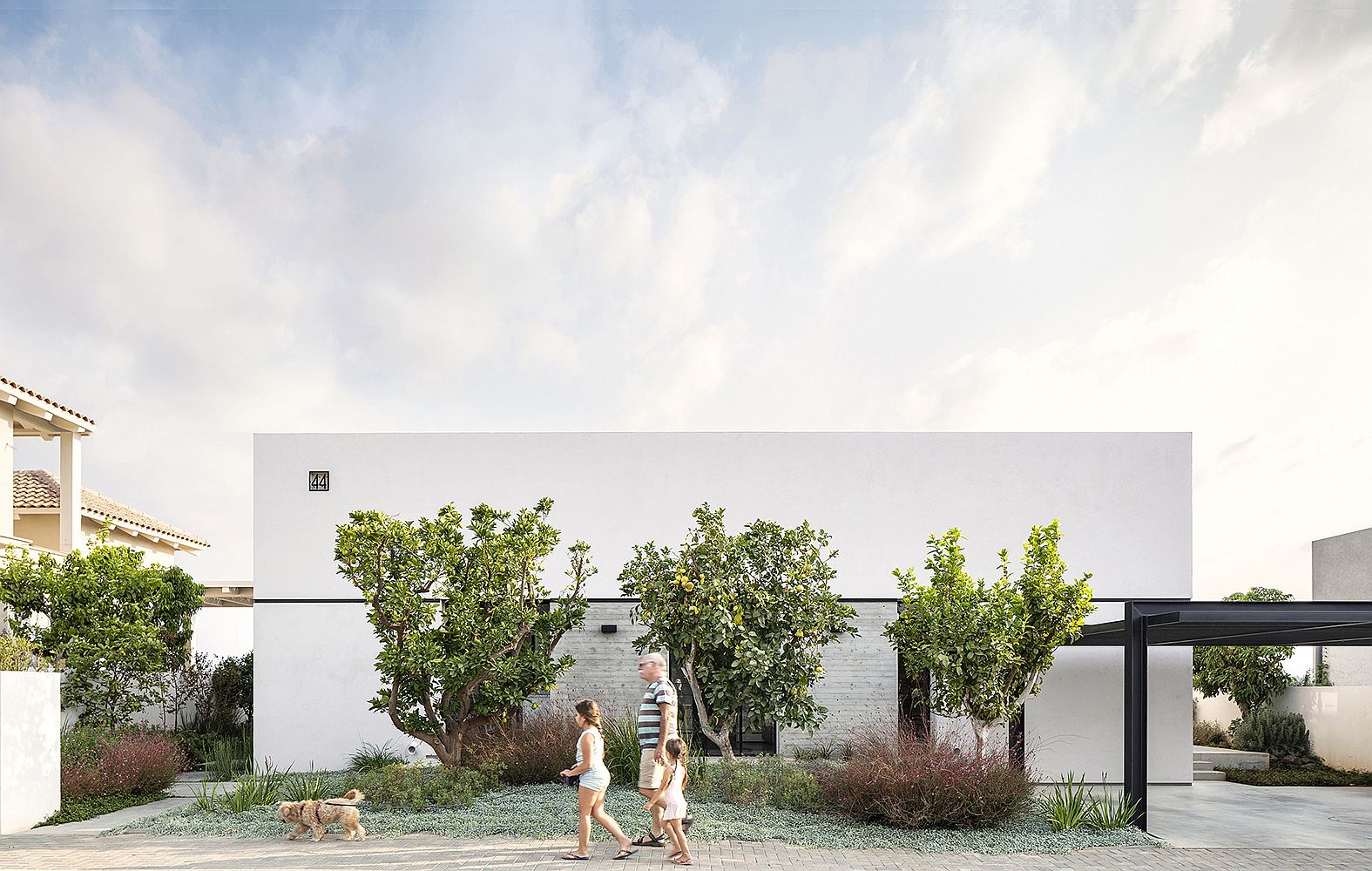 Modern-and-open-Bare-House-by-the-Fields-in-Tel-Aviv