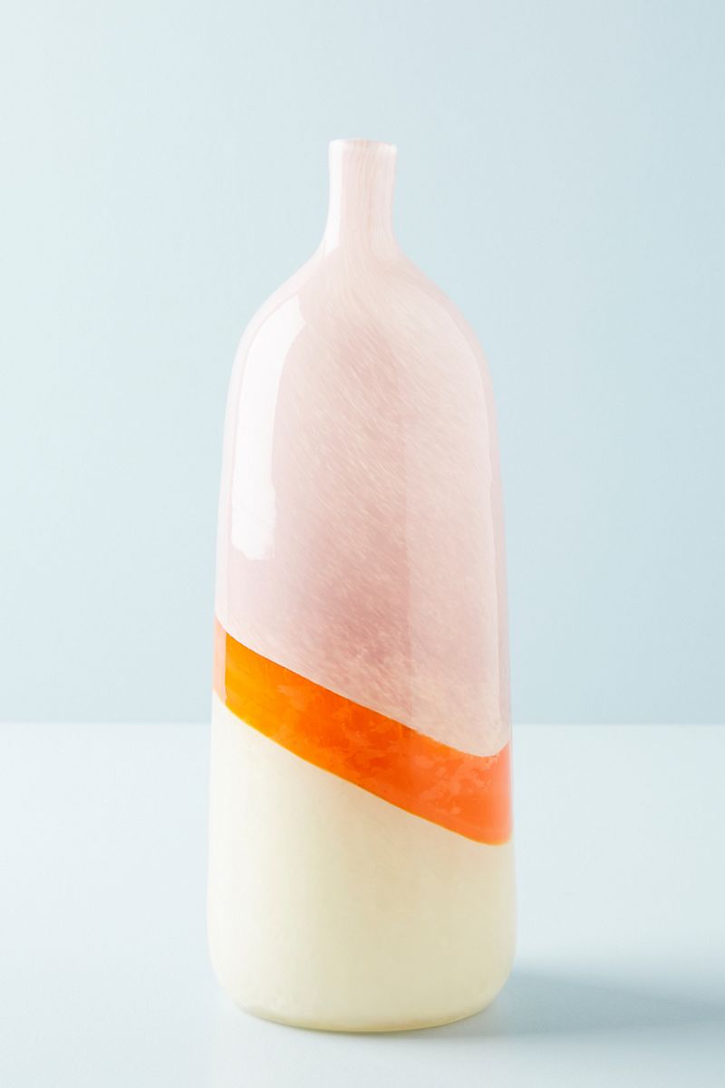 Rosy-spring-vase-from-Anthropologie