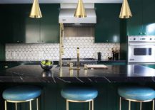 Shades-of-brass-gold-and-copper-used-throughout-the-kitchen-217x155