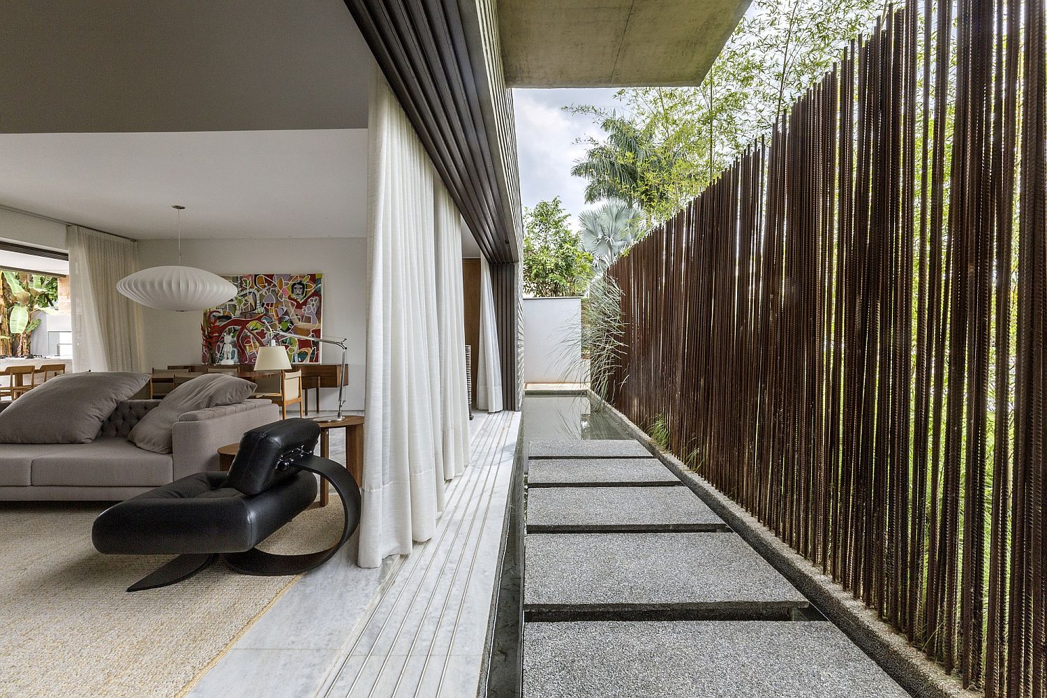 Sheltered-and-private-interior-with-small-walkway-next-to-it