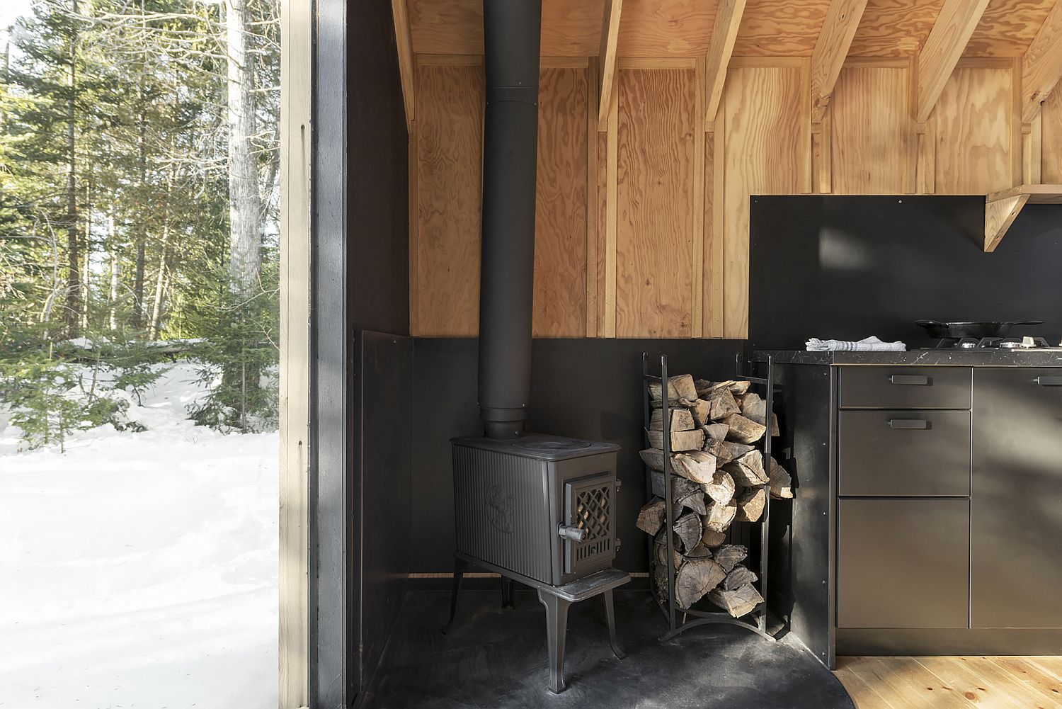 Beautiful little classic fireplace in the corner next to the kitchen