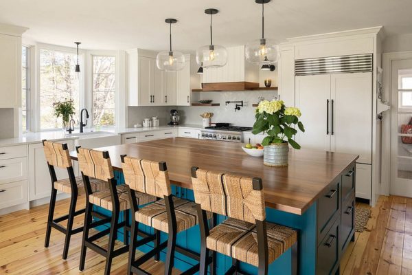 25 Cheerful and Breezy Beach Style Kitchens for the Efficient Modern ...