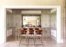 Gorgeous-home-bar-with-minimal-design-and-bar-stools-in-leather-that-stand-out-visually-217x155