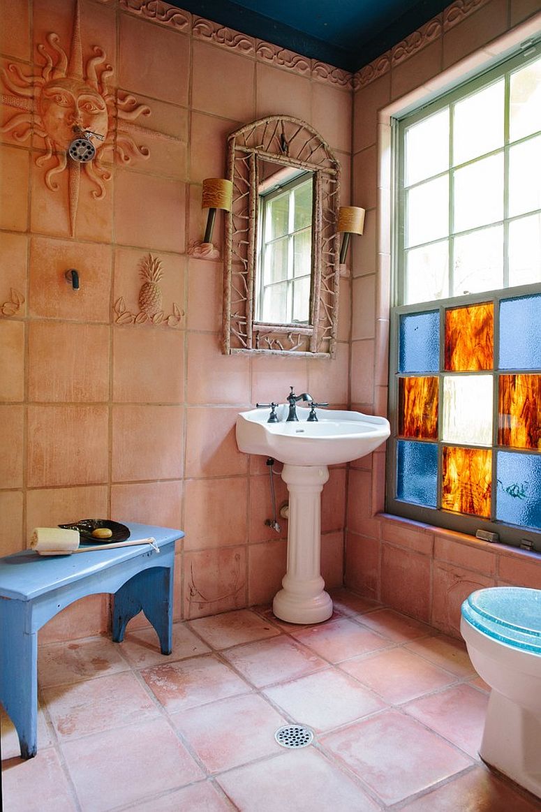 Rustic-bathroom-with-Mediterranean-appeal-and-gorgeous-use-of-terracotta-tiles