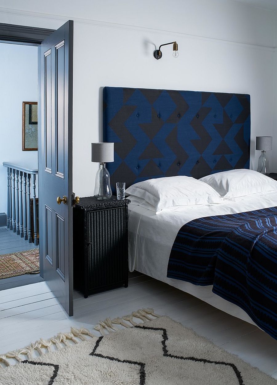 Dark blue deals and black bedroom