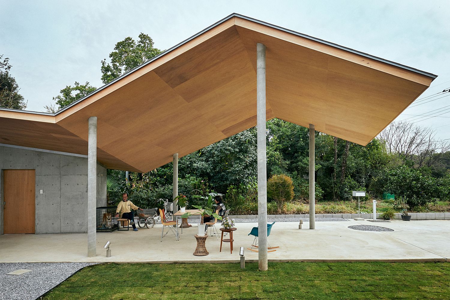 This Japanese Home Charms with Multiple Roofs and Gorgeous Curated Gardens