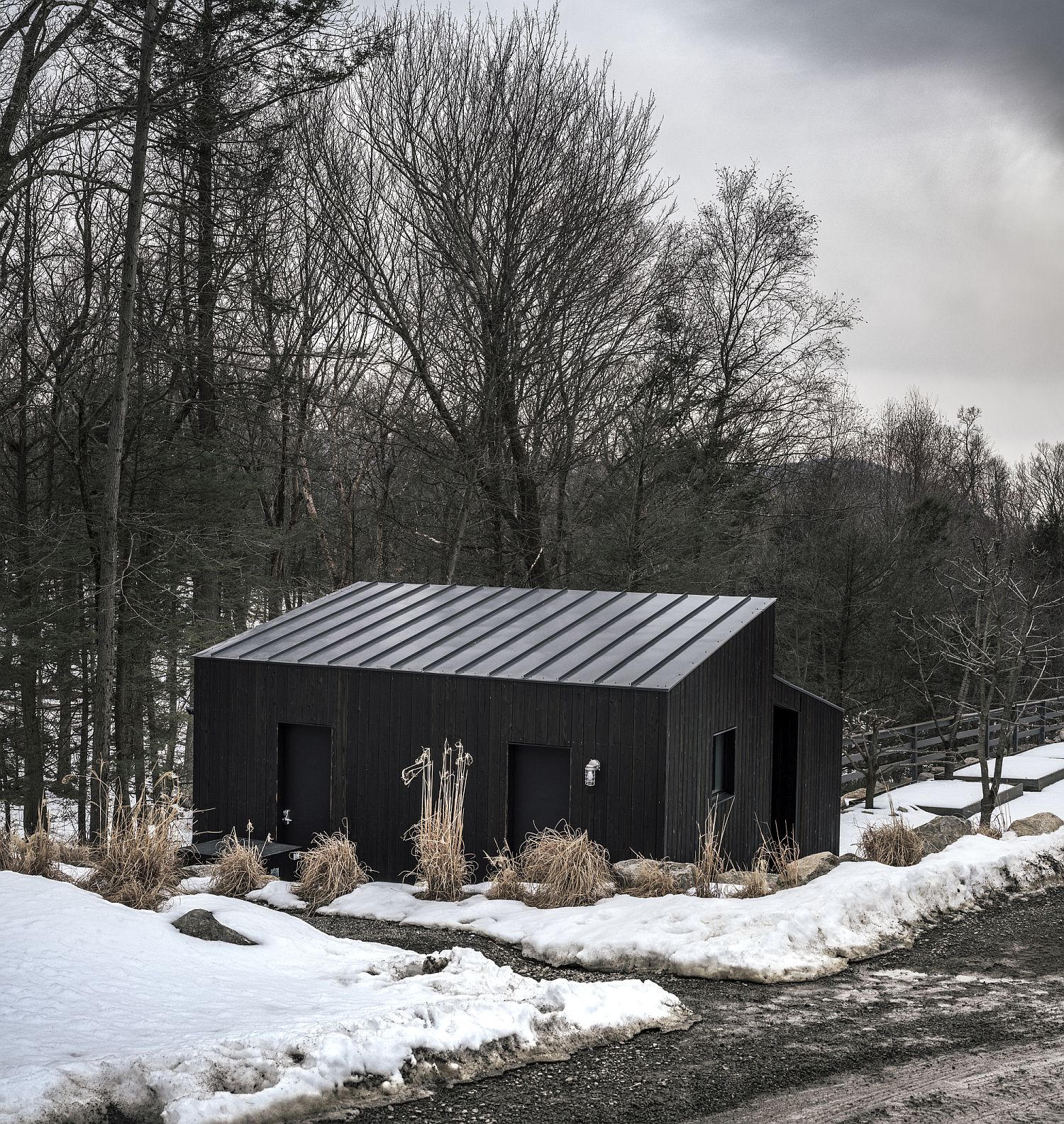 Gorgeous-small-wooden-pavilion-in-New-York