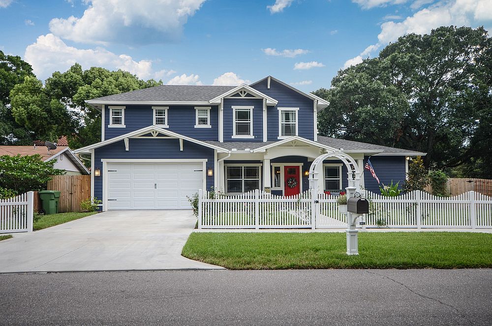 Modern-craftsman-style-home-with-white-and-navy-blue-exterior