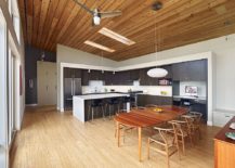 Simple-and-minimal-wooden-ceiling-complements-the-modern-style-of-the-kitchen-perfectly-217x155