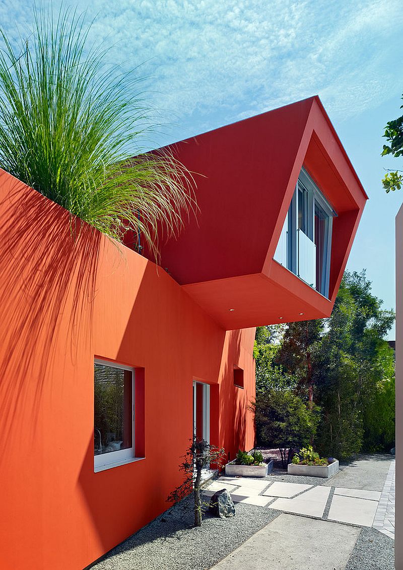 Stunning contemporary exterior of Santa Monica home in red