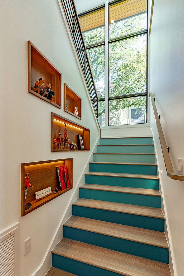 Turning the stairwell area into a gorgeous display that is filled with lovely lighting