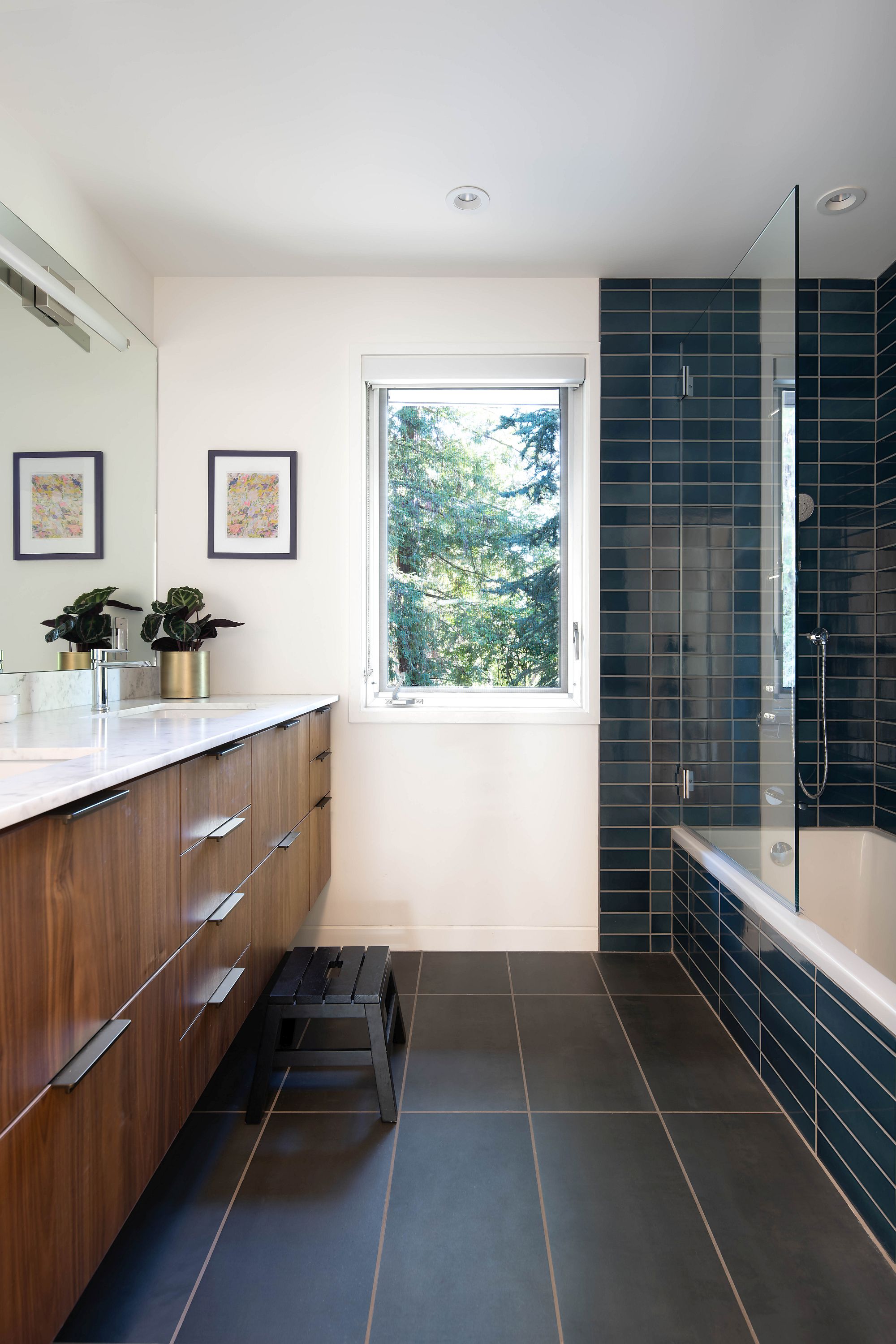 Custom-vanities-also-from-Henrybuilt-along-with-a-new-design-gives-it-a-modern-vibe
