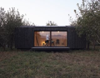 Space-Savvy Transportable Cabin in Wood Connects You with Nature