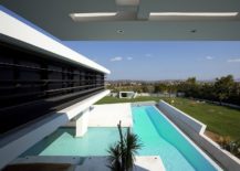 Home-hovers-above-the-pool-area-to-offer-a-stunning-visual-217x155